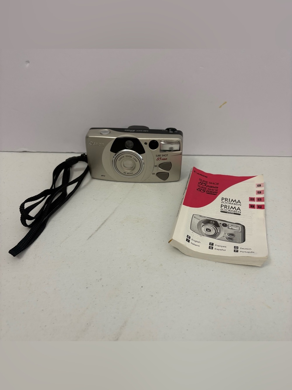 Canon Sure Shot 85 Zoom Compact 35mm Point & Shoot Film Camera 38–85mm Lens